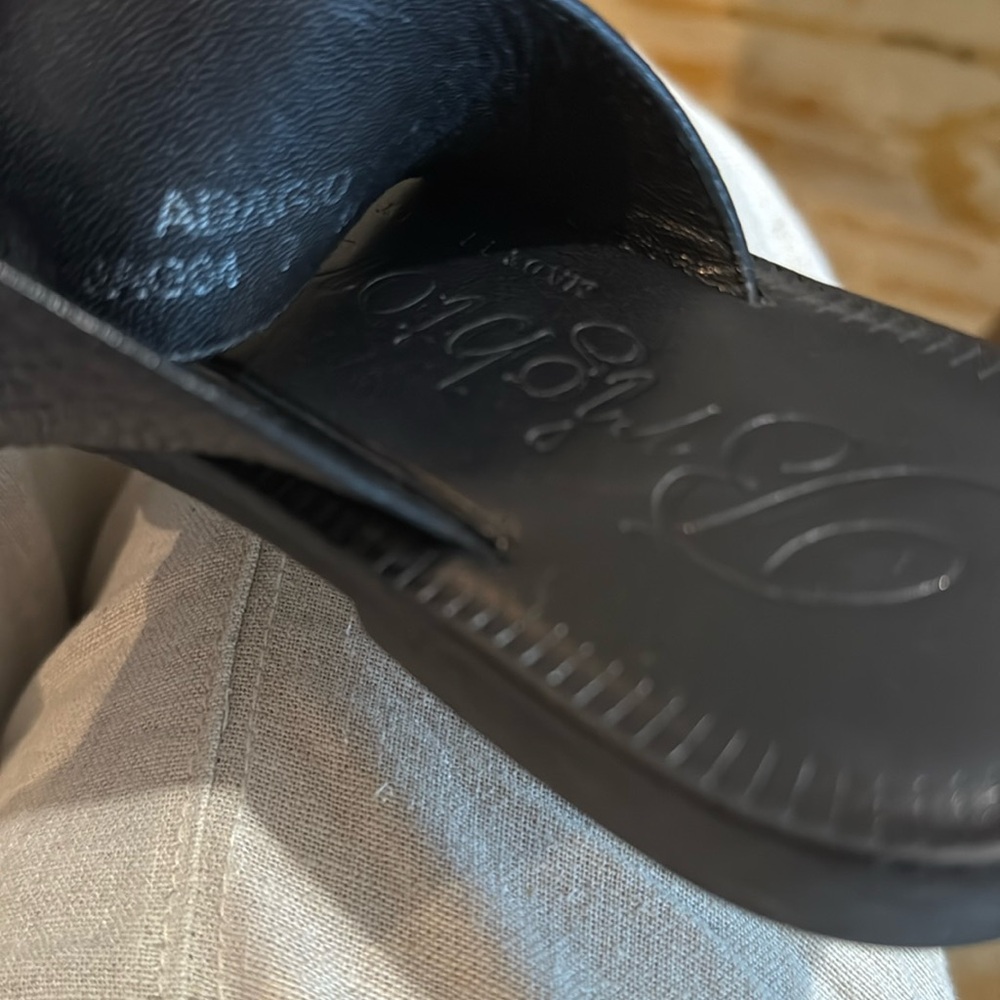 Brighton ADAGIO black leather sandals -  accents of silver/bling size 7 - Picture 4 of 6